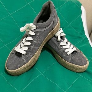 Casual Gray Espadrille Sneakers